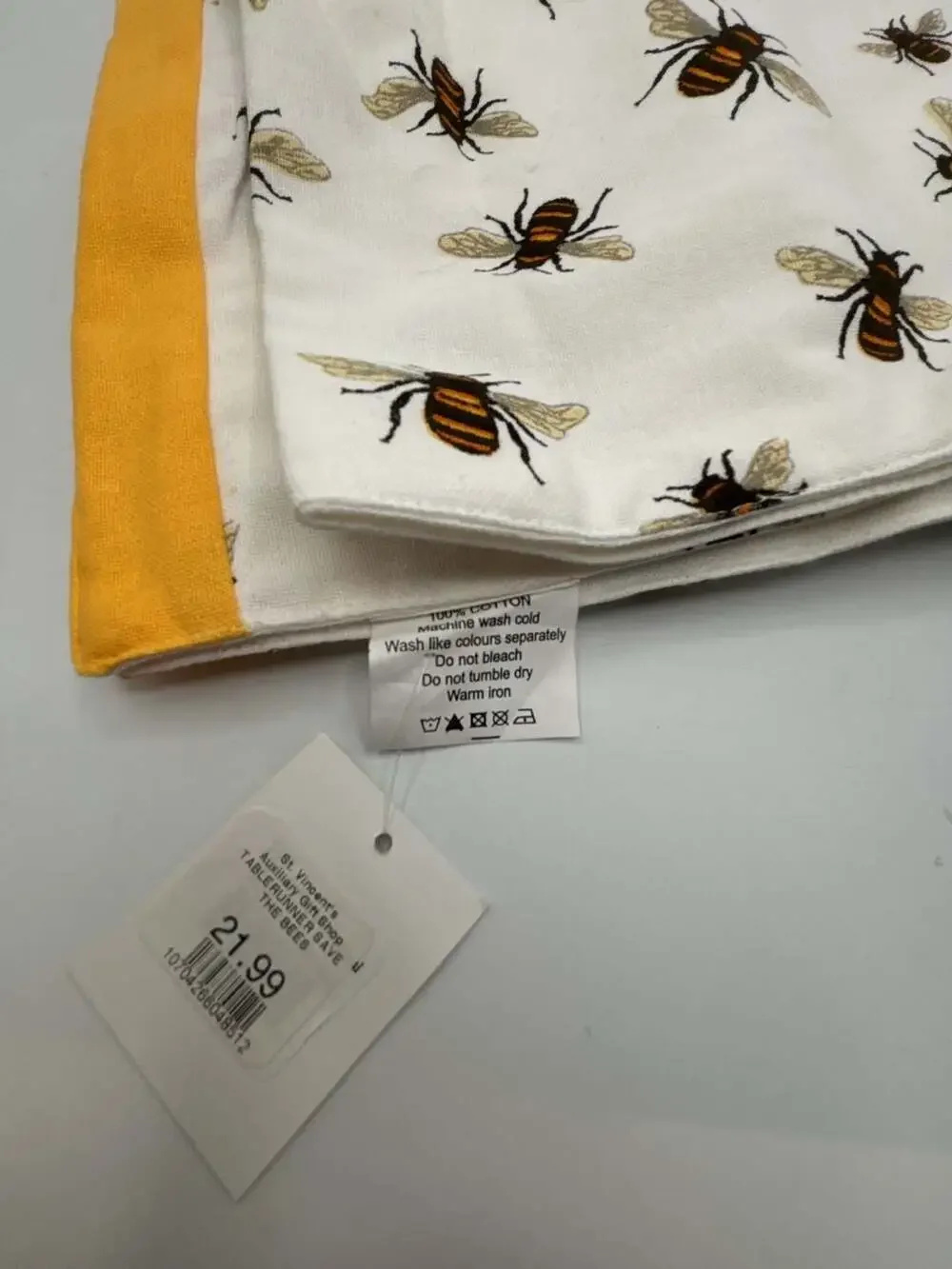 Boston International Bee Print Cotton Table Runner